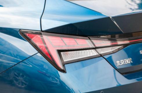 试驾第七代伊兰特,第七代伊兰特和14代轩逸试驾