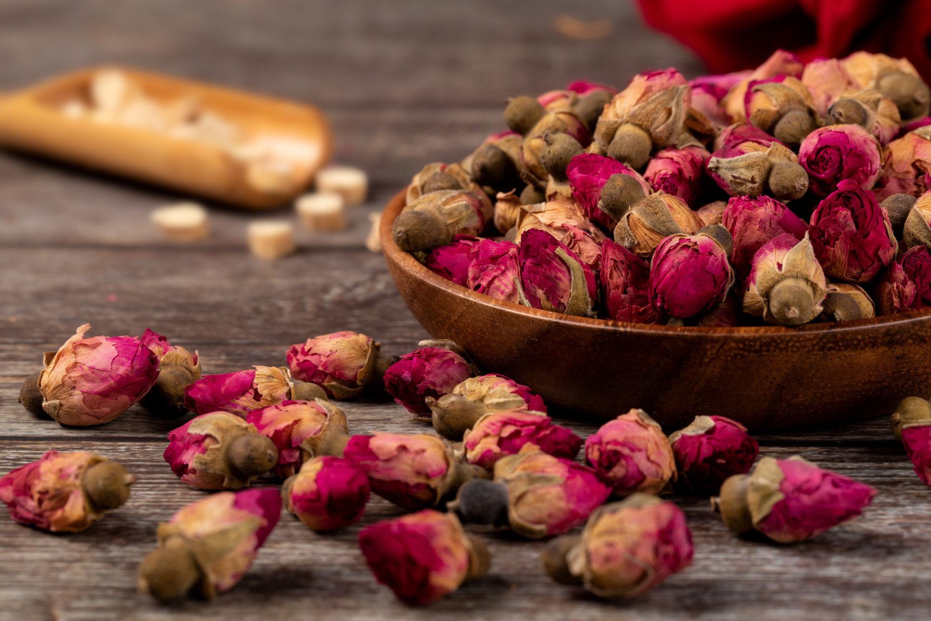 云南除了鲜花饼还有哪些特色,不去云南也能吃上新鲜的鲜花饼