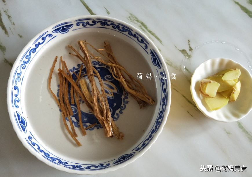 为什么炖的鸭子肉偏红,为什么炖的鸭子有股味道