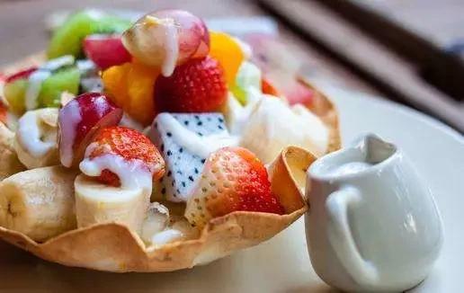 婕挅鍟$殑鎰熷彈,婕挅鍟$簿鑷翠笅鍗堣尪