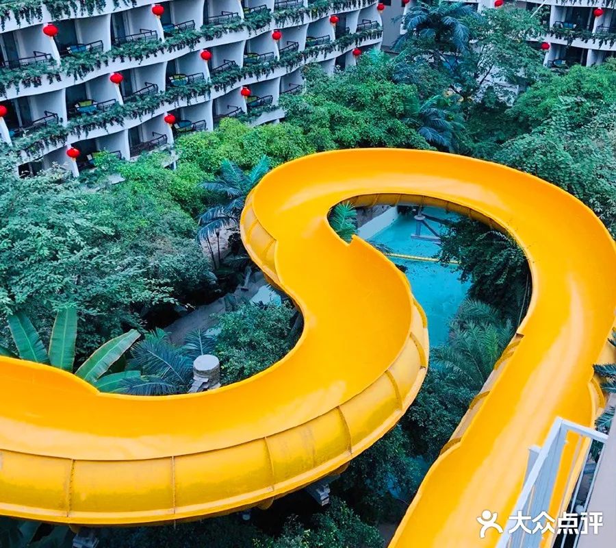 成都250000平方米的人造海滩约吗？杨洋已经帮你体验过了