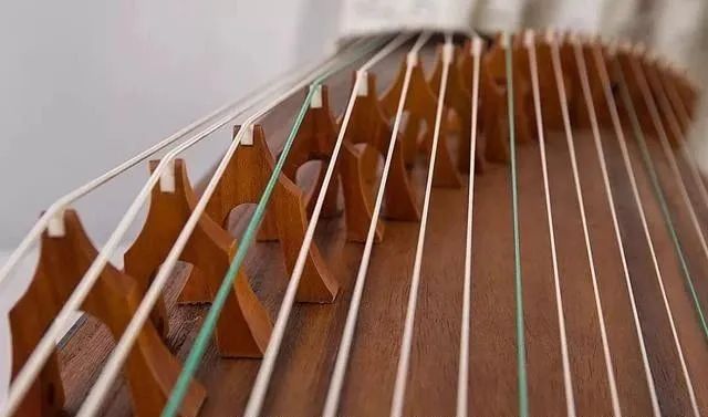 古筝最好的是哪款,评价最高的古筝是哪一款