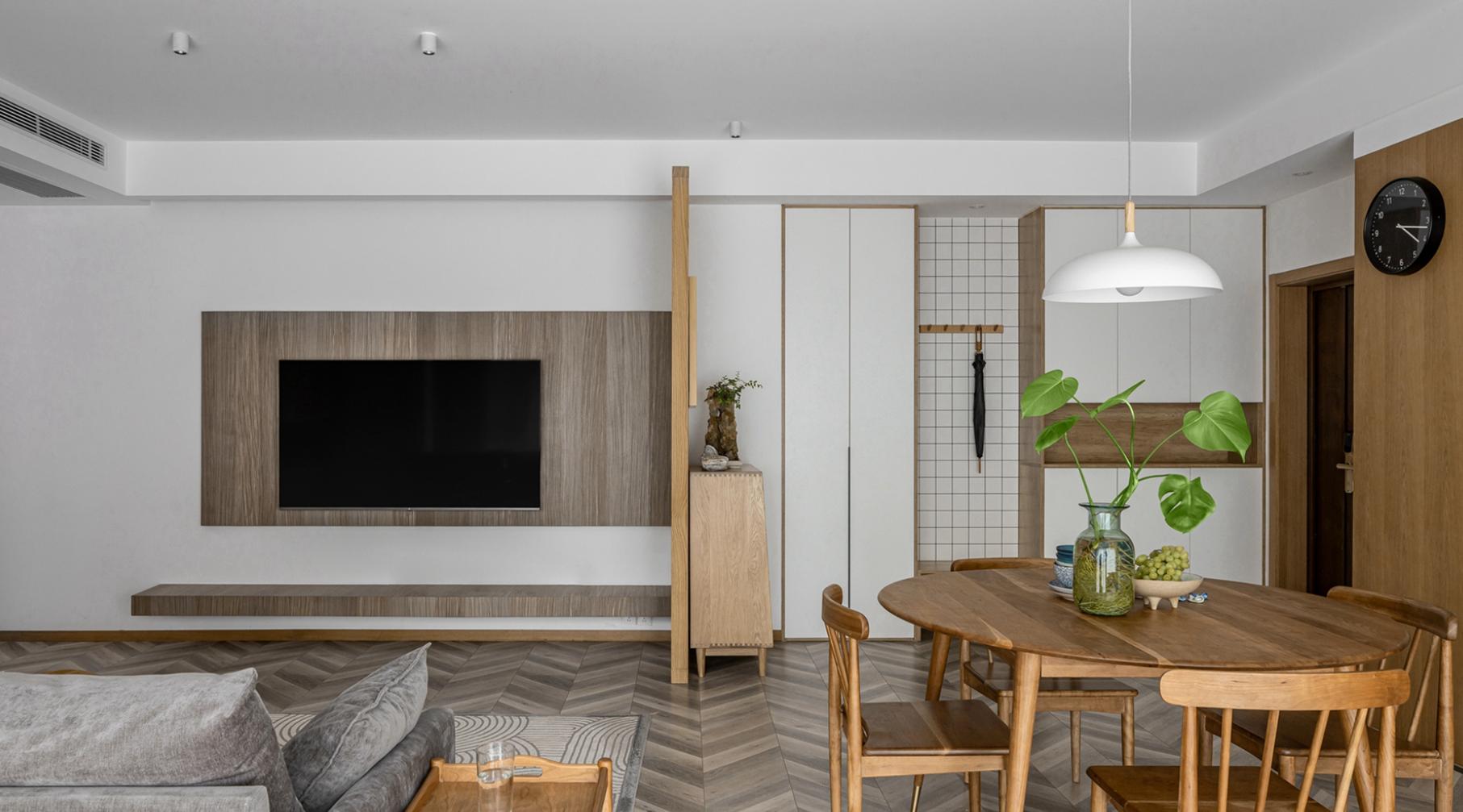 进门过道太窄了怎么设计呢,进门过道太长怎么处理