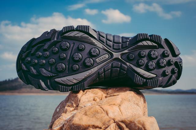 户外达人穿搭,战术靴冬季测评