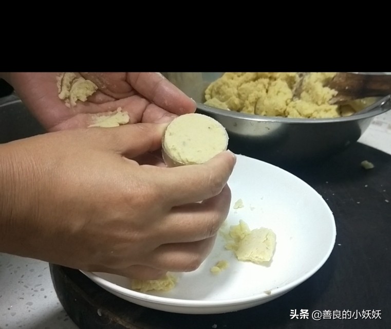 绿豆糕做法简单又好吃你学会了吗,自制绿豆糕的最正宗做法窍门