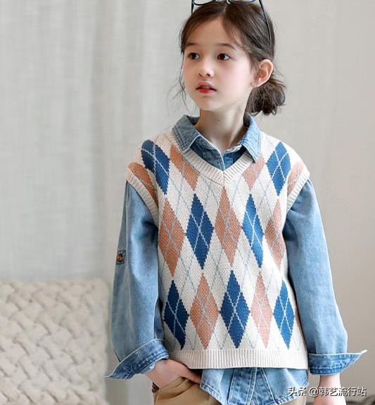韩版宽松针织毛衣2017,最新款女士韩版手织毛衣18-21岁穿