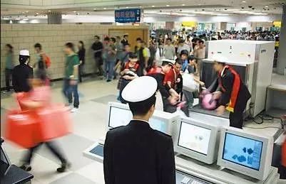 旅游回国千万别带这两种东西,出国旅游禁带物品一览表