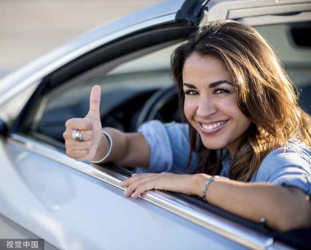 怎么高情商的夸人有钱有颜,一个夸别人情商高的人情商低吗
