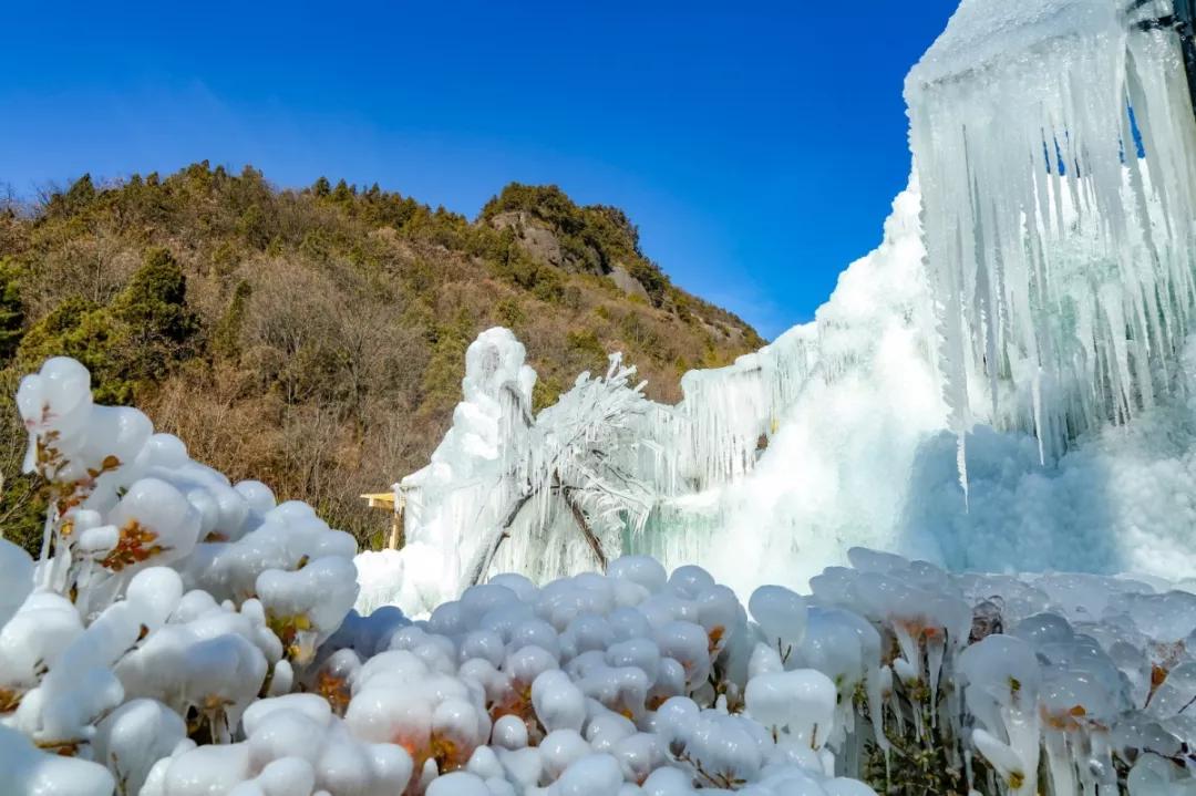 薛家寨照金国际滑雪场,热雪奇迹滑雪场高级道