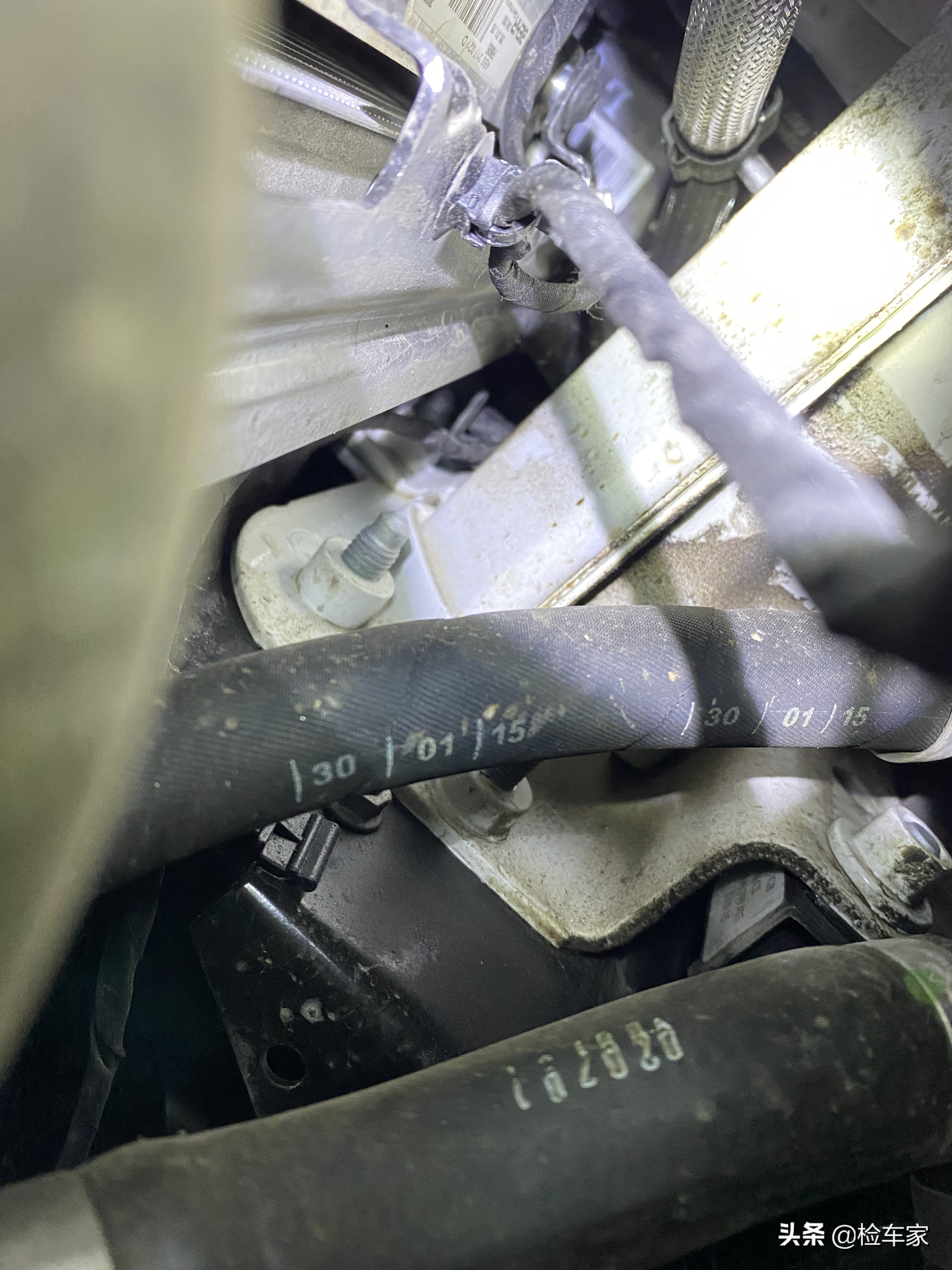 为什么这么多人买宾利飞驰,为什么会有人买二手豪华车