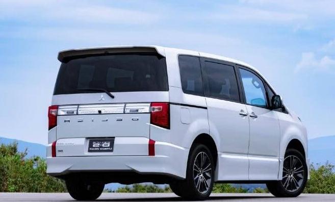 三菱新款得利卡改露营车,老款三菱得利卡改装视频