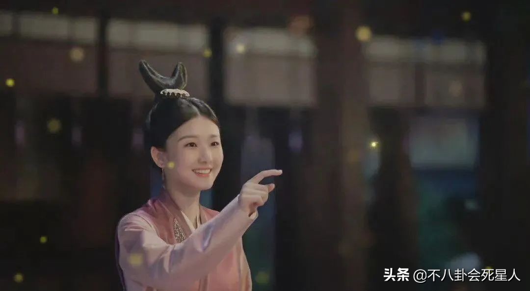 95后小花遭群嘲,95后小花琼瑶式落泪