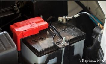 汽车电瓶什么情况下可以找4s更换,爱车换电瓶需要注意哪些