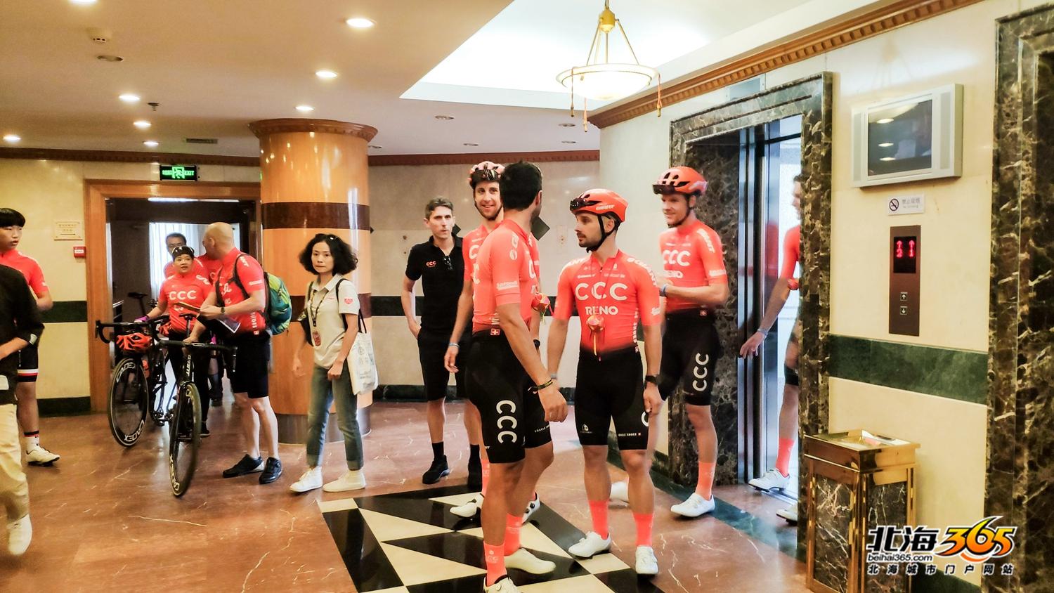 零距离接触环广西明星车手，个个一米八五，人靓身材好（多图）