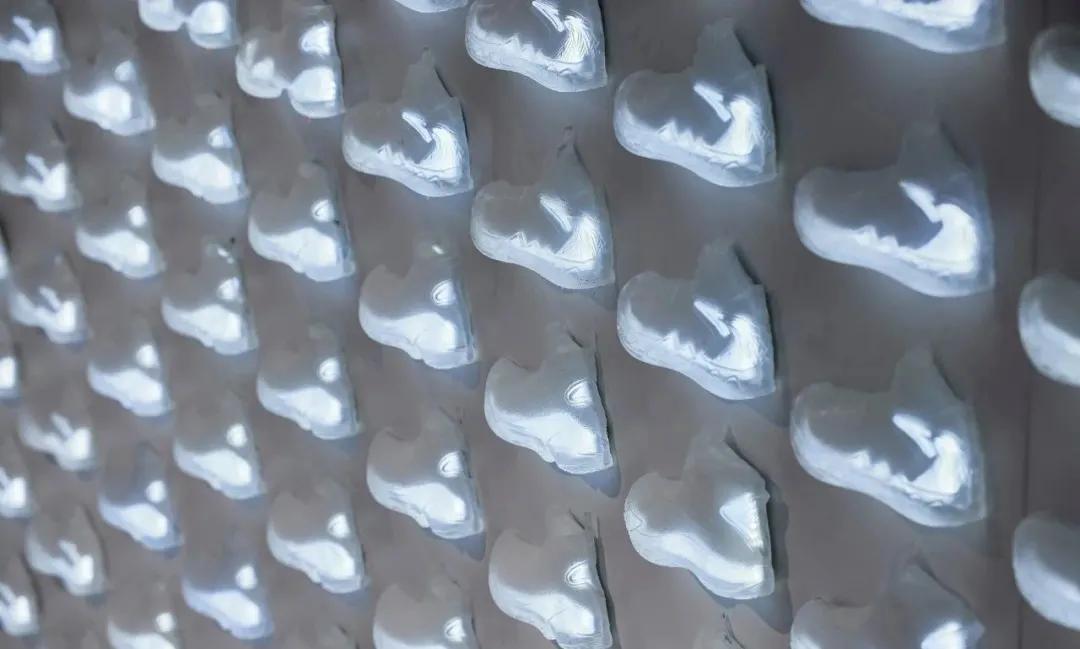 超越阿迪,王一博安踏伟大征程