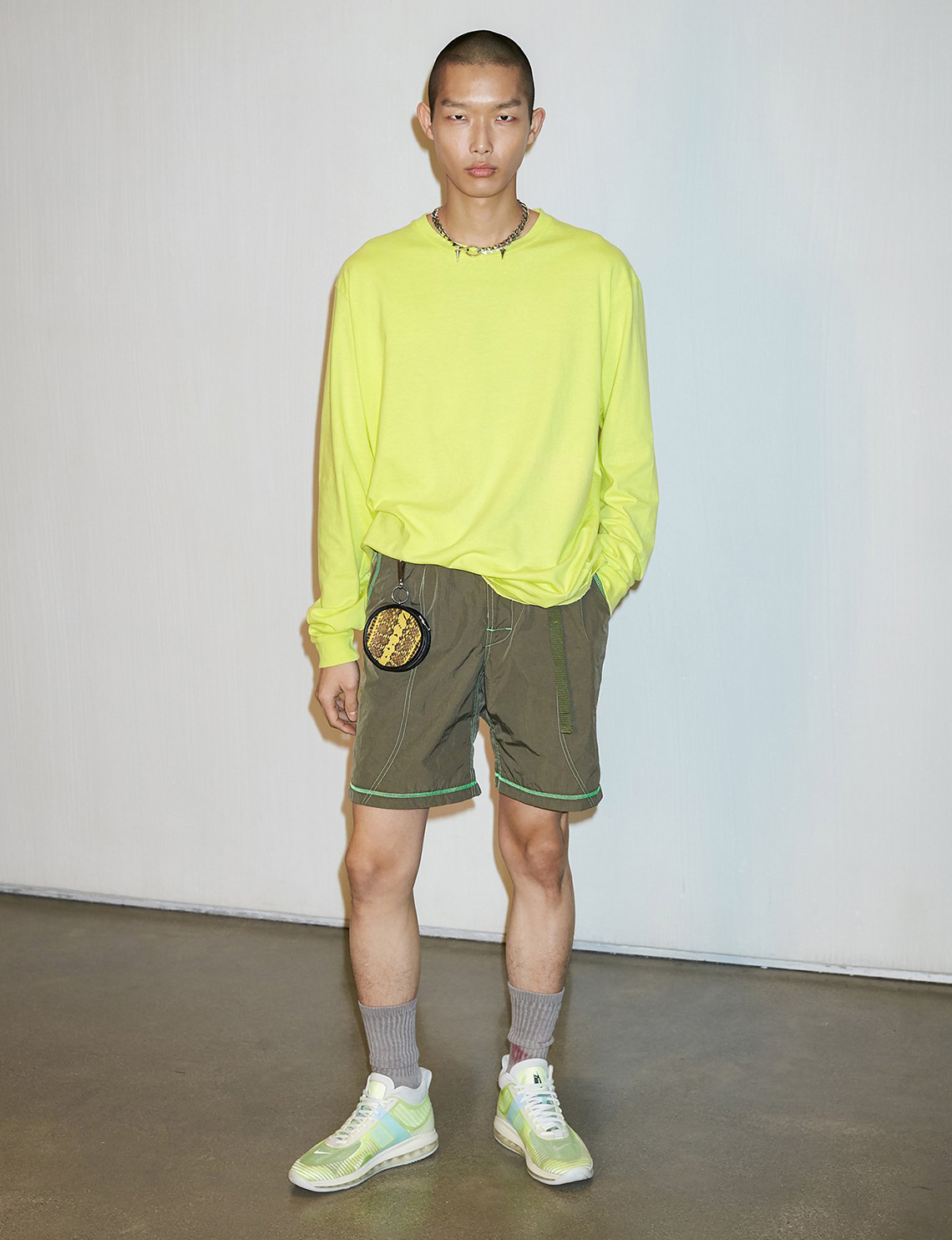 詹姆斯穿勒布朗19球鞋,耐克勒布朗詹姆斯18低帮