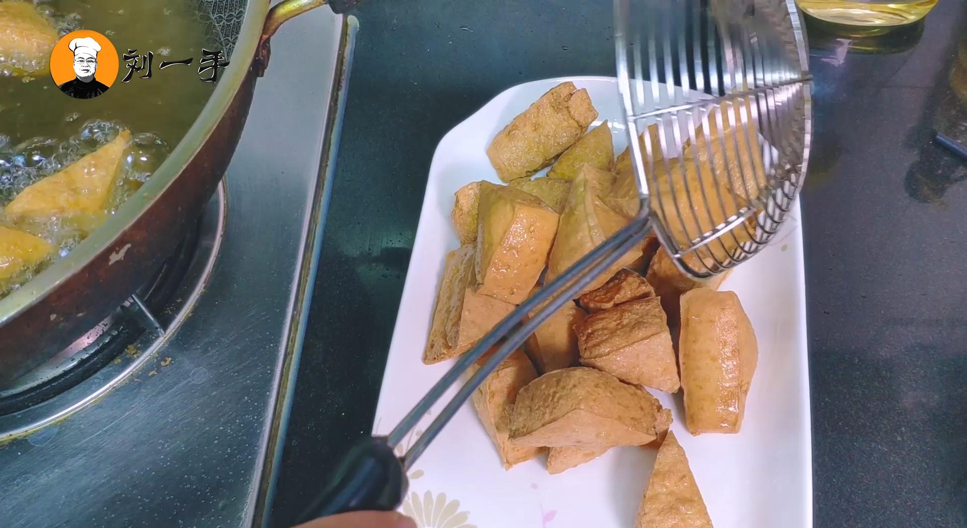 想吃臭豆腐怎么做呢,家庭秘制臭豆腐