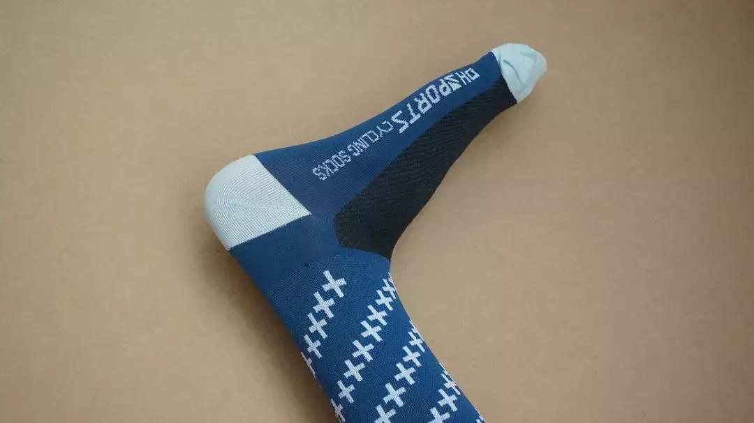 名不见经传的国货老品牌,dh夏季运动吸汗速干压缩骑行袜