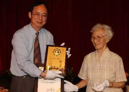 仅存的贵族,年轻人却对她一无所知!