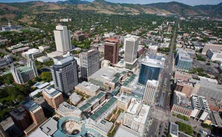 美国西部的小镇和城市,美国中部大平原城市