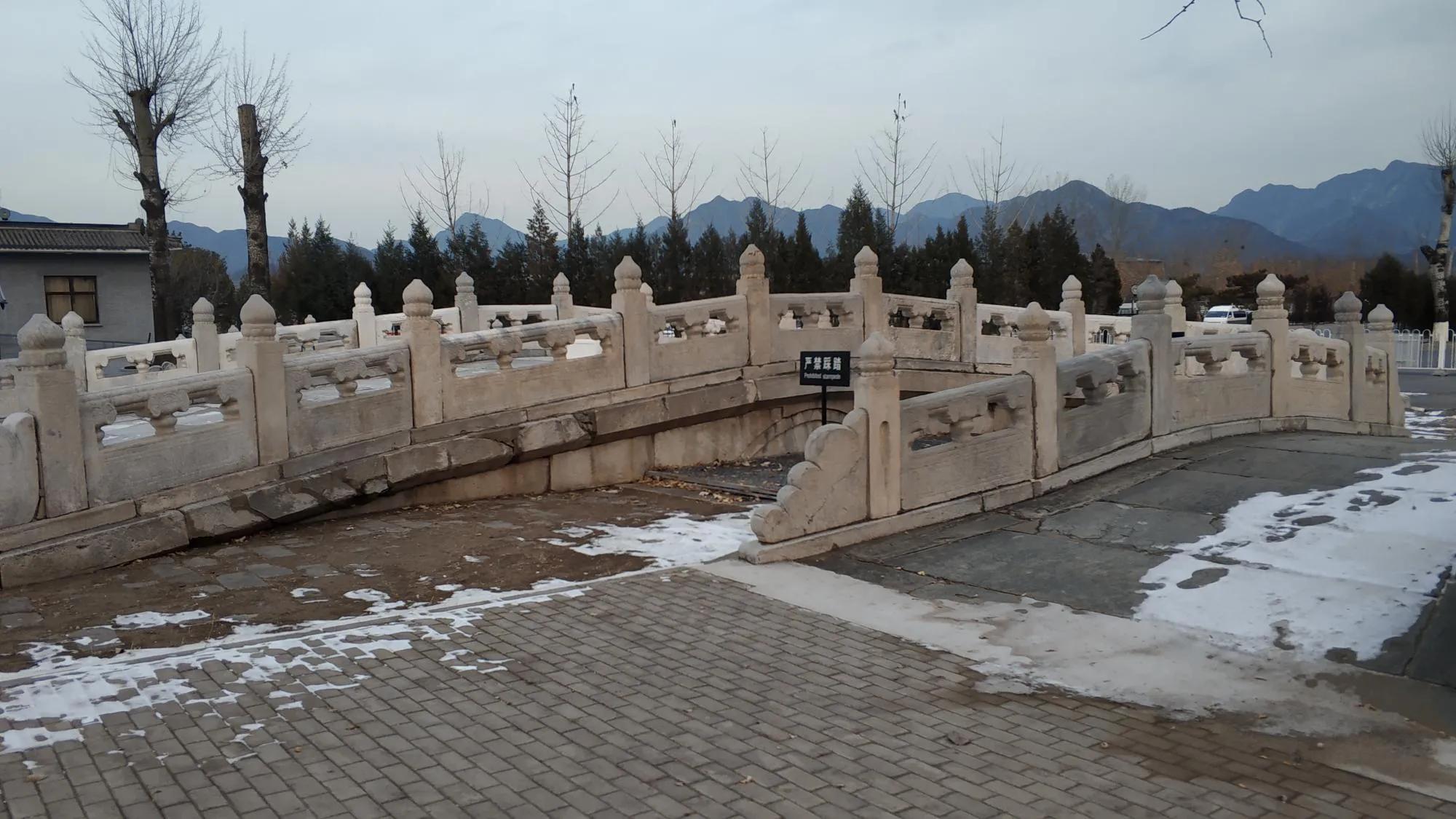 明十三陵景陵三大诡异事件,明十三陵宝物