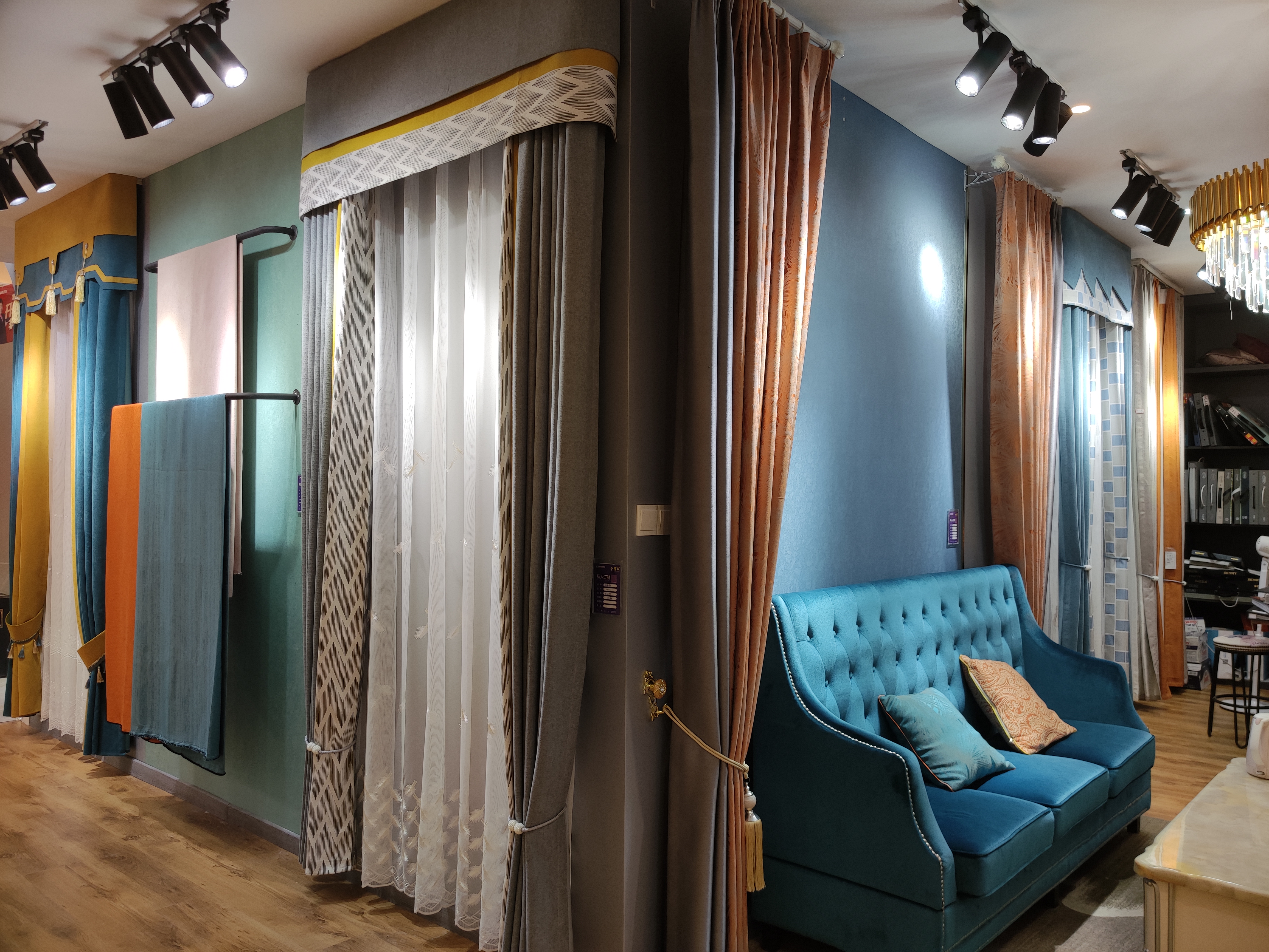 一天体验了四季的感觉,一天体验四季