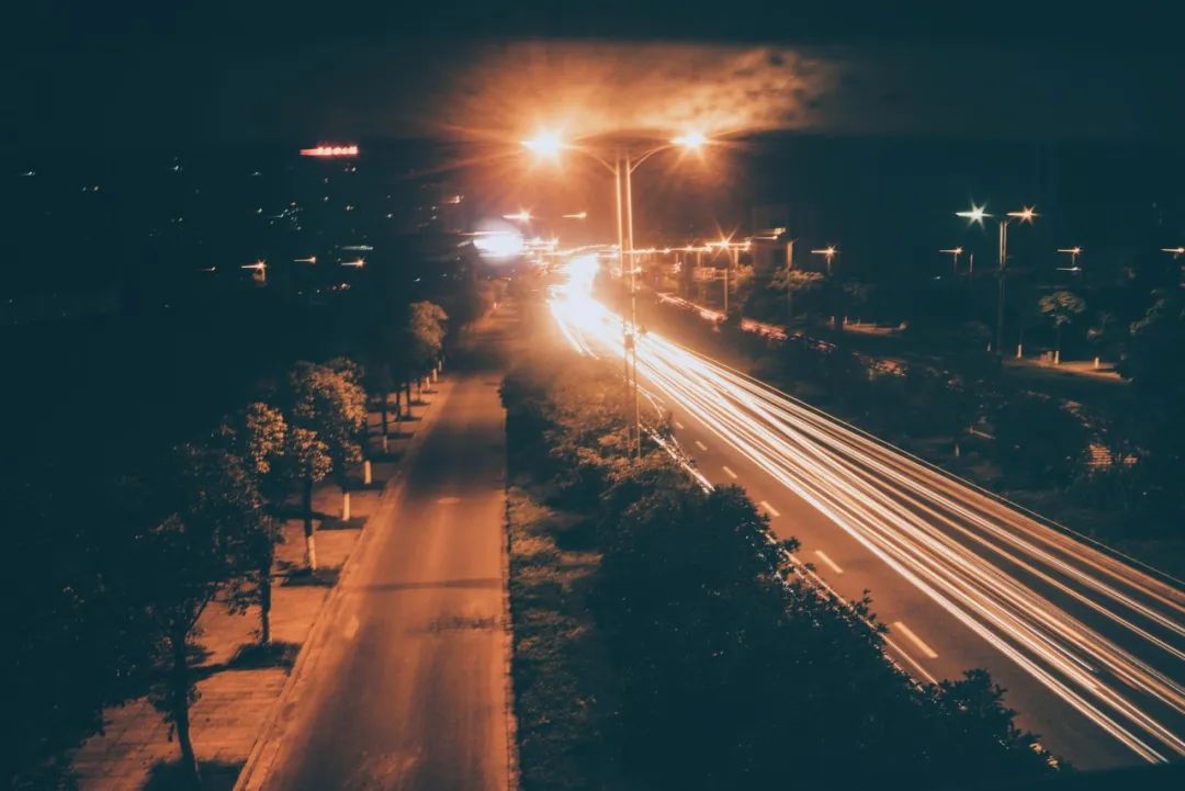 人脉如此重要：职场新人如何有效提高自己的人脉“搜索力”。