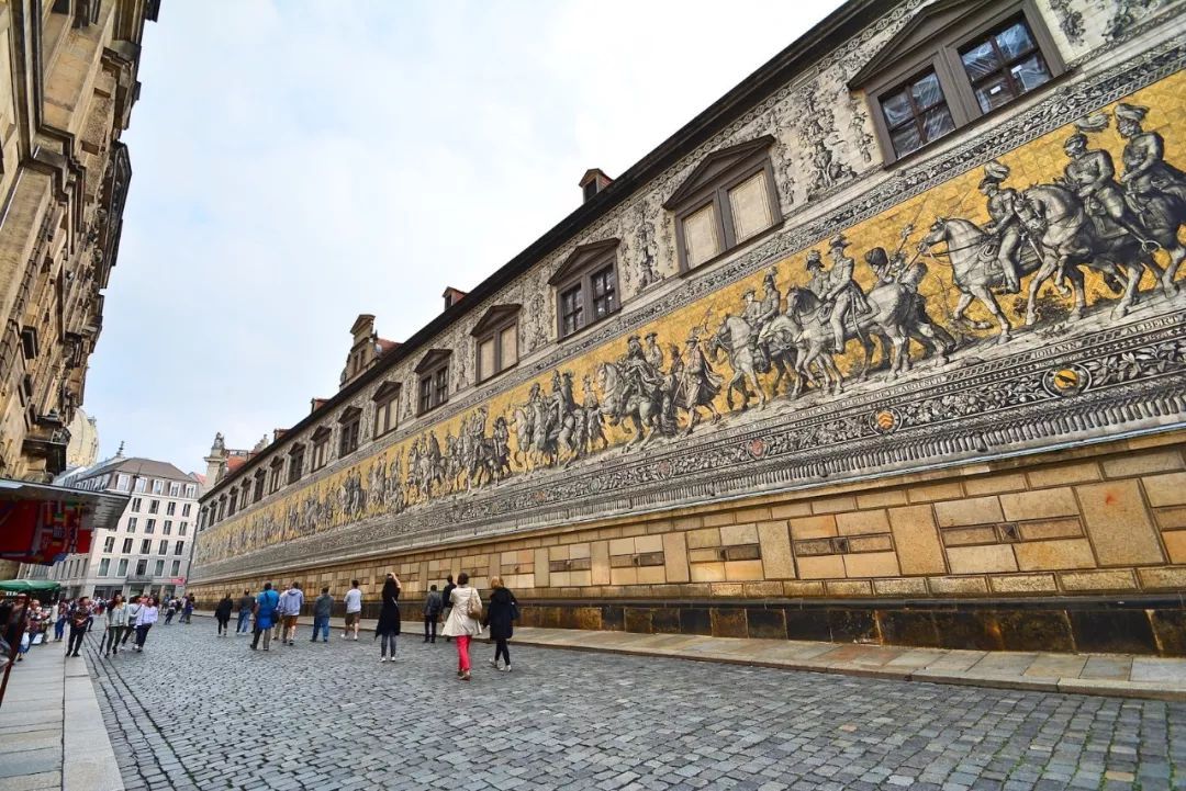 一个传奇的男人,一个传奇般的男人