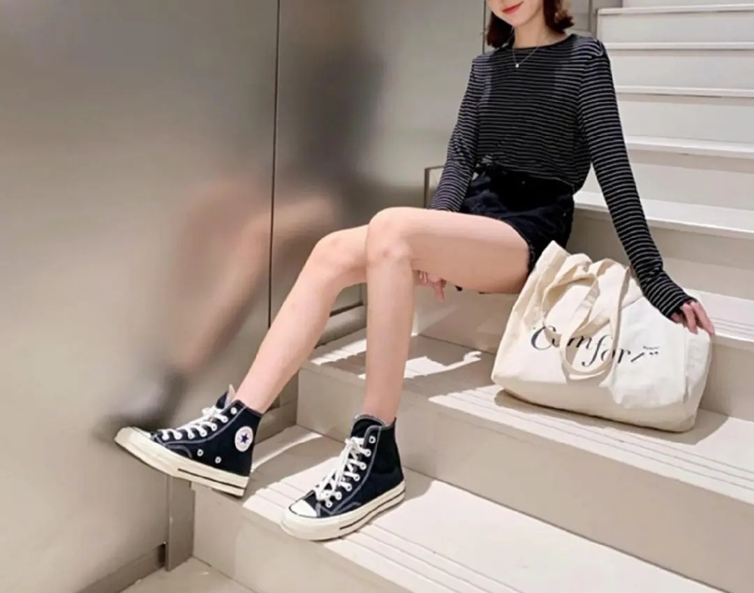 帆布鞋的朴素范儿,经典又潮范十足的帆布鞋