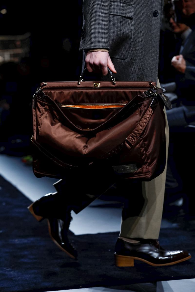 fendi2020秋冬男装秀设计思路,米兰时装周fendi2022春夏系列