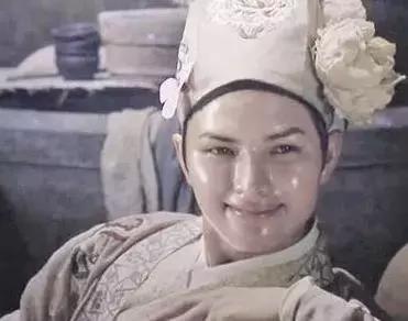 防晒霜网红同款测评,防晒霜网红推荐不假白