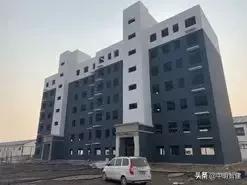 室内无露柱露梁的钢结构住宅预制外墙体系