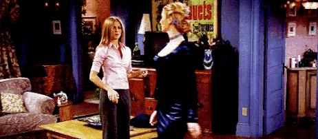 香水喷在哪个部位留香最久图片,香水喷身上哪几个部位不刺鼻还香