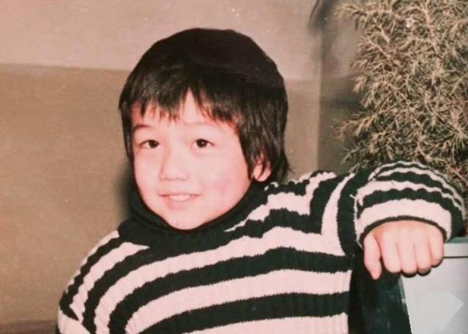 刘奕君杨烁朱亚文行走的荷尔蒙,行走的荷尔蒙杨烁和靳东谁更帅