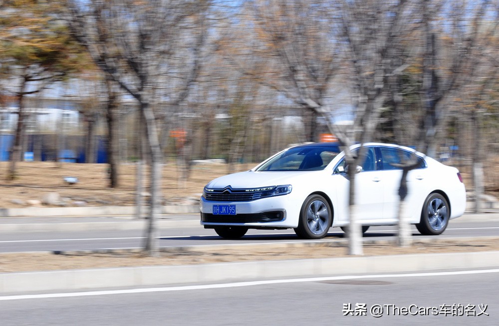 东风雪铁龙c6详细测评,试驾新一代雪铁龙c6