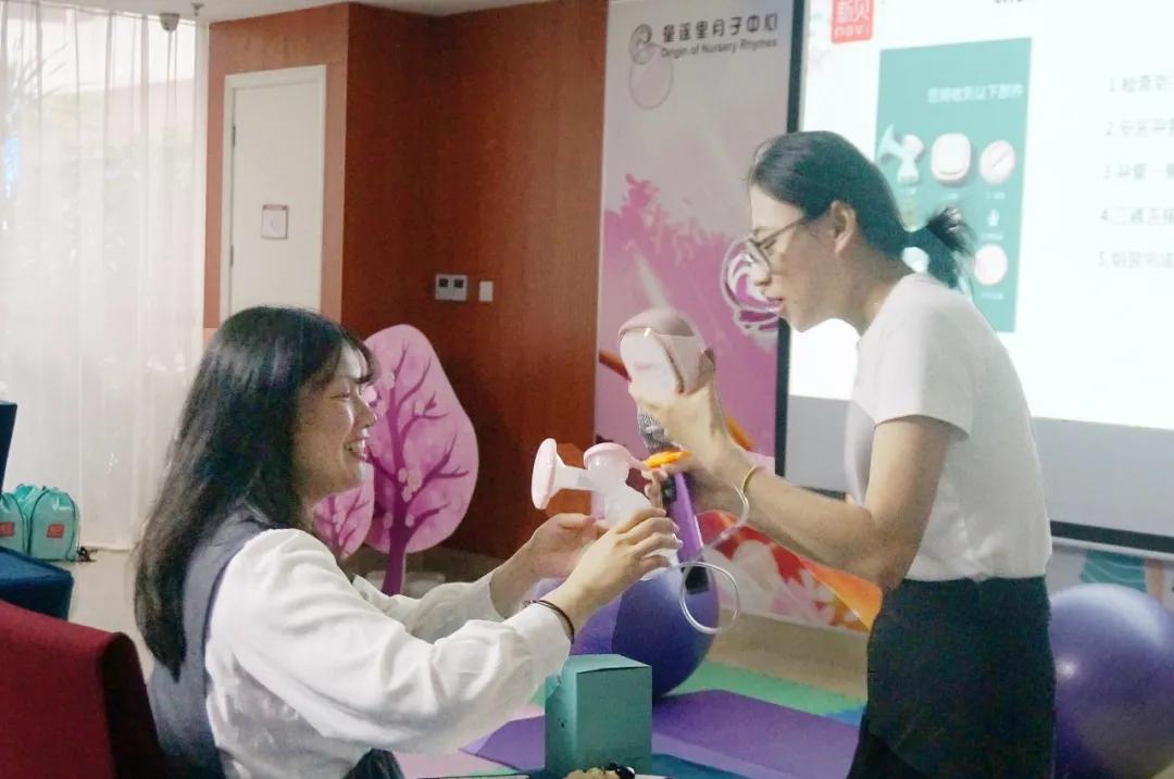 “轻松分娩喜迎新生”，新贝首期孕妈沙龙温馨收官