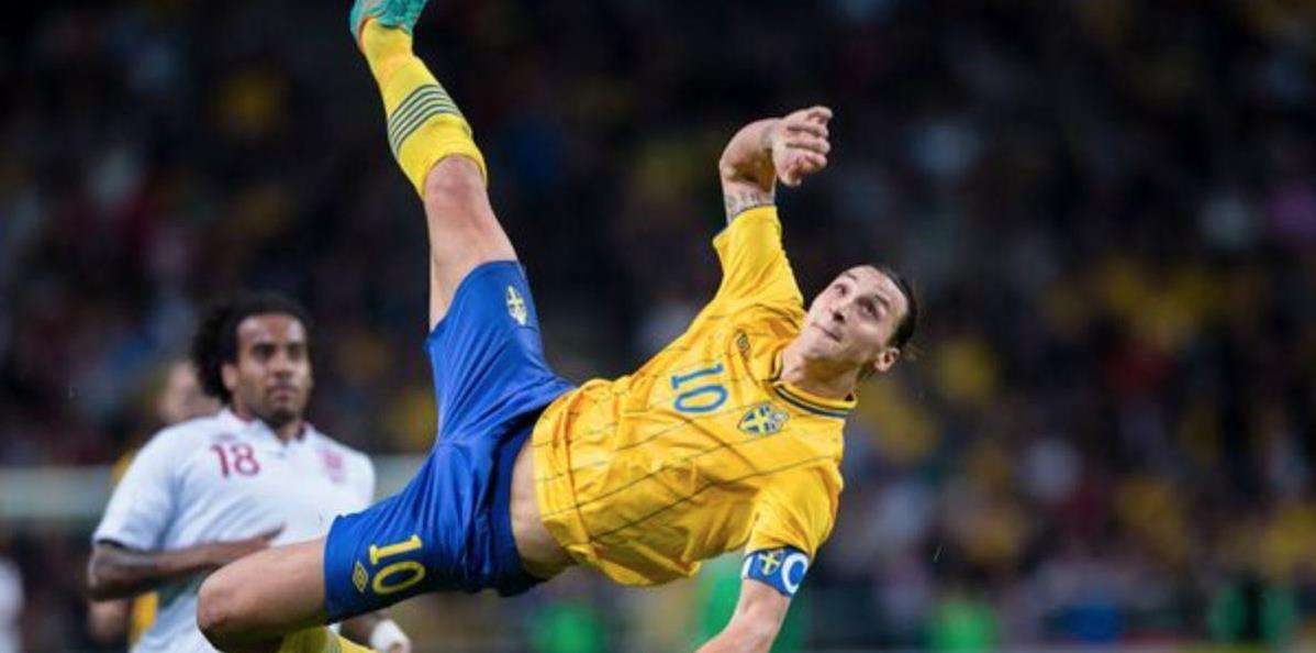 实况足球伊布和卢卡库哪个好,实况足球阿德里亚诺和伊布