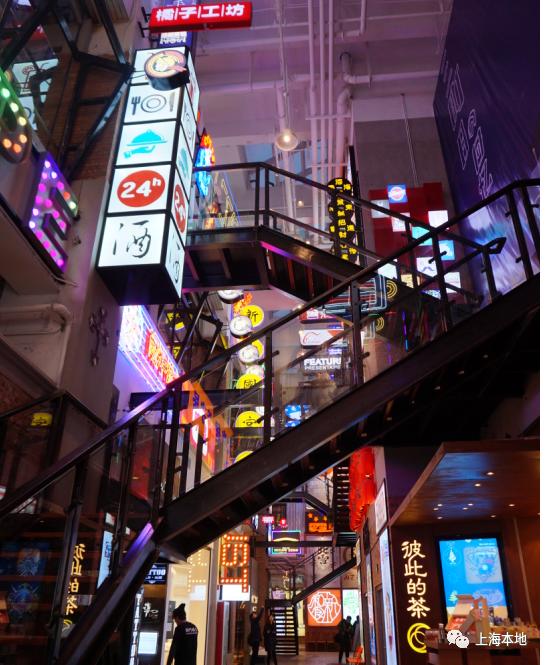 徐家汇为什么能成为市级商业中心,徐家汇转型