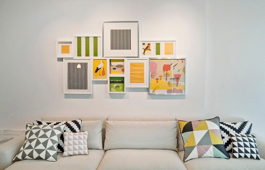 室内装饰画的讲究与挂法,屋内装饰画如何挂好看又简单