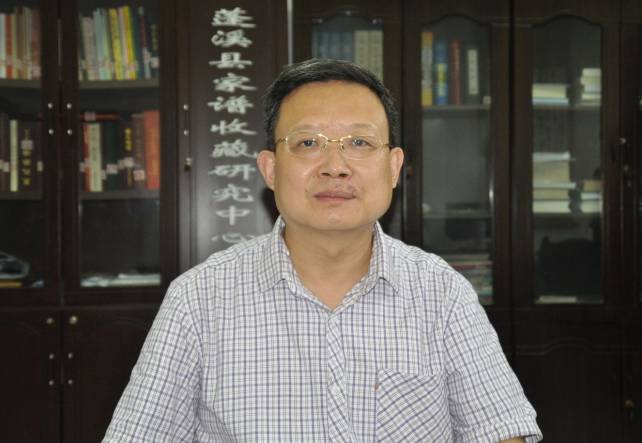 蜀人钟子人物介绍,蜀人钟子精彩片段