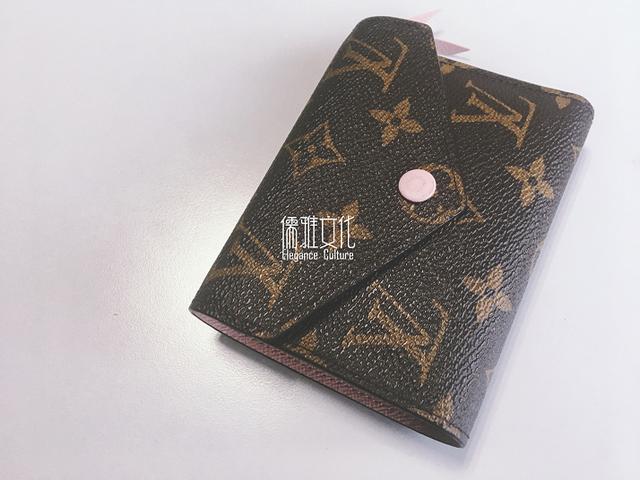 「EDC」突击翻包身边人，信仰大牌的二娃娘