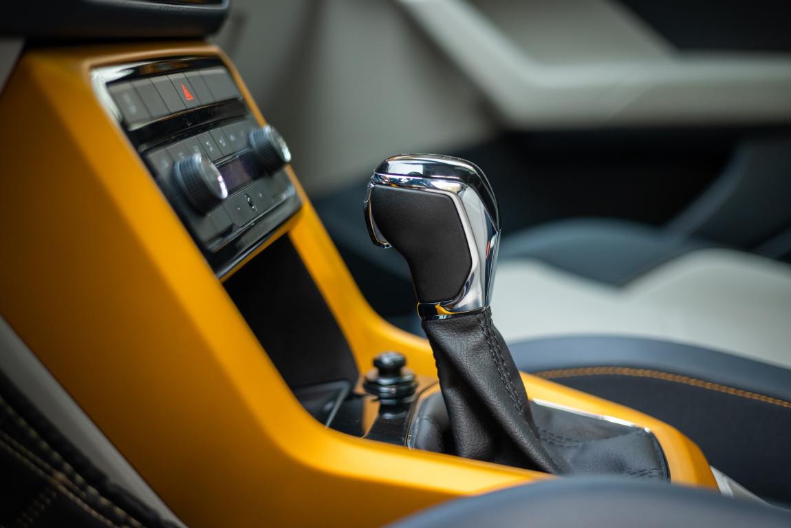 柯米克和途铠哪个比较好,大众途铠和捷达vs5和柯米克