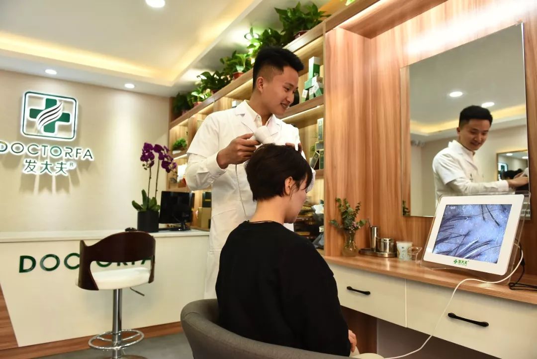 专家推荐治疗脱发白发食疗药酒,中医调理白发脱发养发