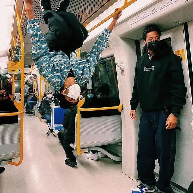 supreme最佳单品,supreme最新产品