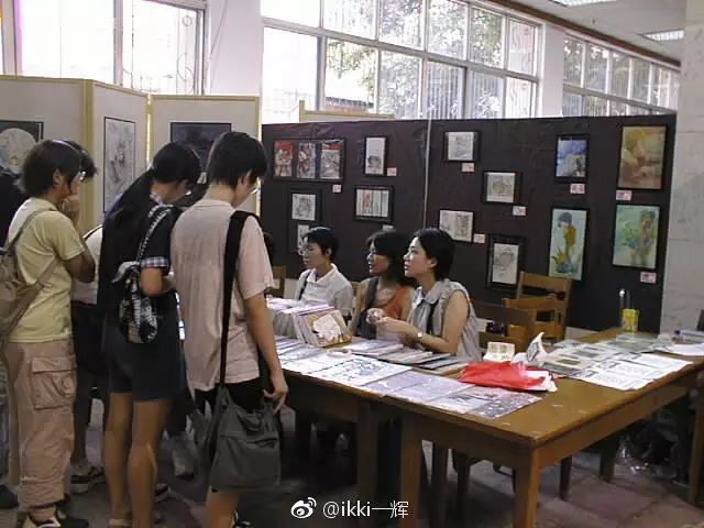 近十年的漫展的名场面,二十年前漫展和现在的漫展