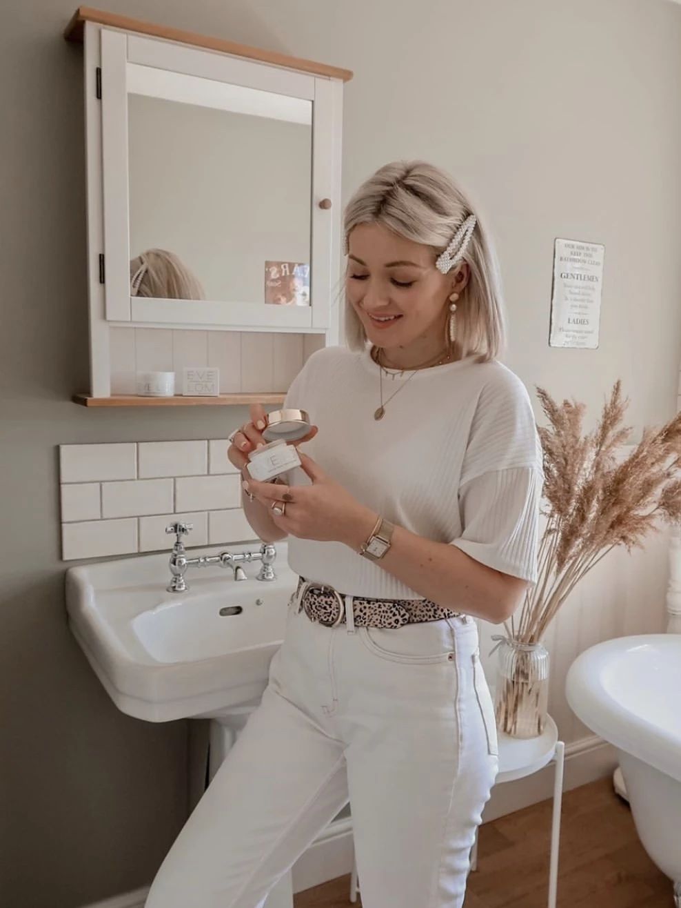 工资阶层护肤品推荐,工资多少才能用得起高端护肤品