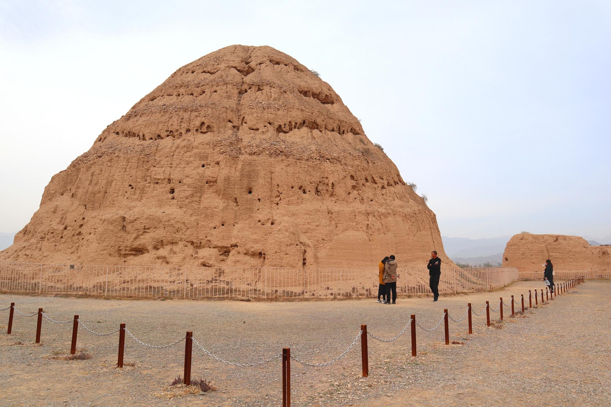 银川的西夏王陵,银川西夏王陵