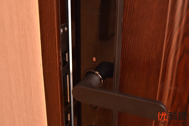 小米智能门锁e和1s哪个值得入手,小米智能门锁标准版和1s的区别