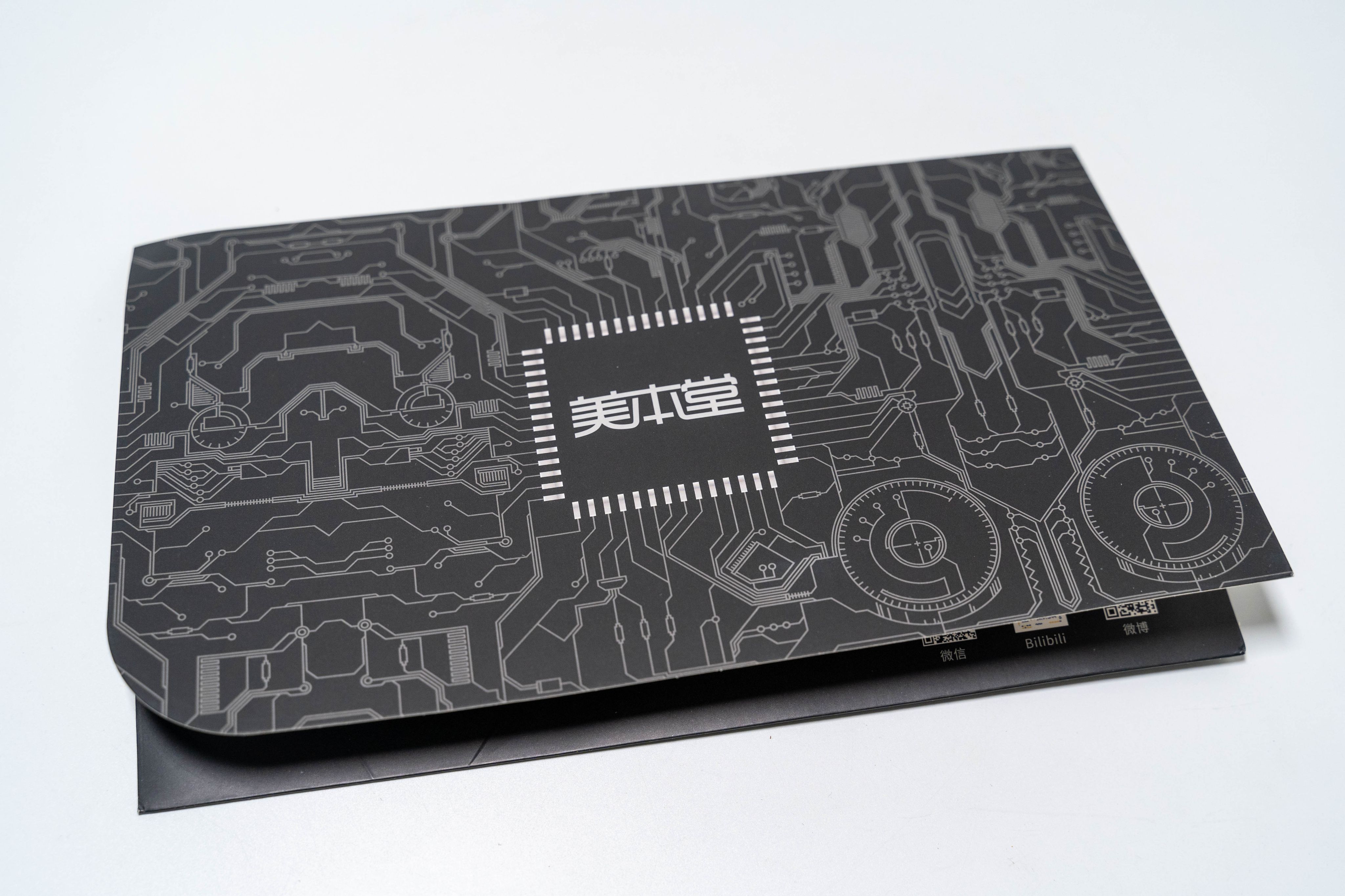 相机贴纸后怎么除胶,相机3m贴纸怎么贴