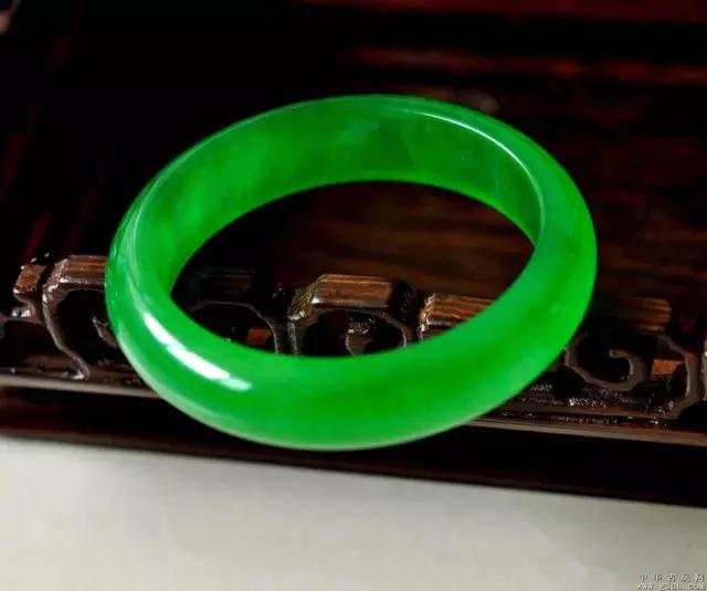 翡翠a.b.c货怎么区分,翡翠b货和c货密度多少